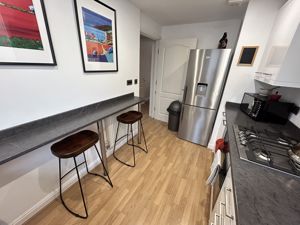 Photo 7- click for photo gallery